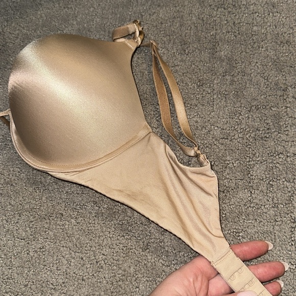 Victoria’s Secret Bombshell Bra 32D - Picture 3 of 6